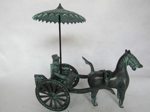龍鼎青銅器馬拉車工藝品 再現(xiàn)“天子駕六”的收藏雅趣
